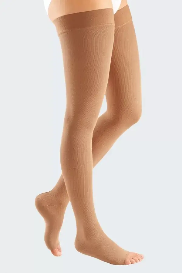 Mediven Cosy 450 Lower Extremity Compression Garment. Photo of the leg garment worn by a female model.