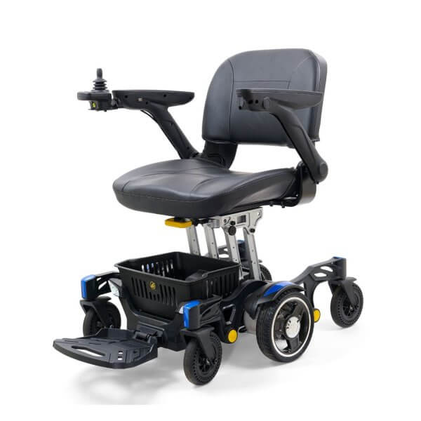 Golden Buzzaround CarryOn Photo of the CarryOn power chair.